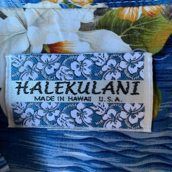 Hawaiian Shirt - Picture 3 of 5